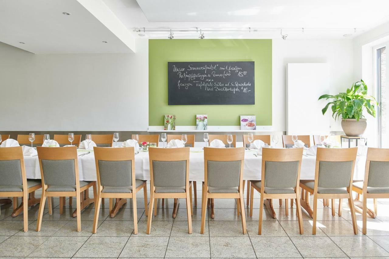 Hotel Schwanenhof Und Restaurant 3*